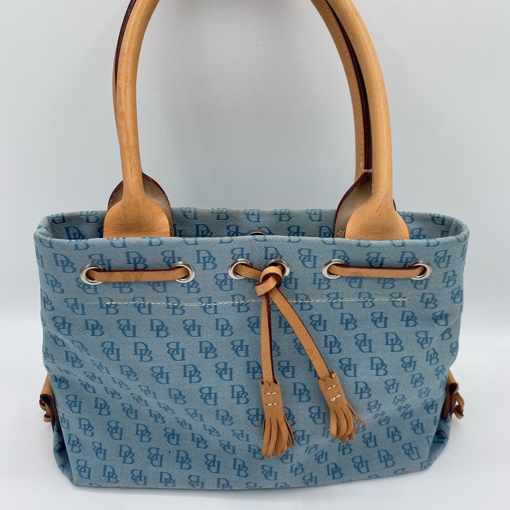 DOONEY & BOURKE Signature Satchel